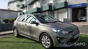 Kia Rio de 2023