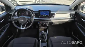 Kia Rio de 2023