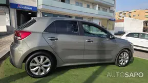 Kia Rio de 2023