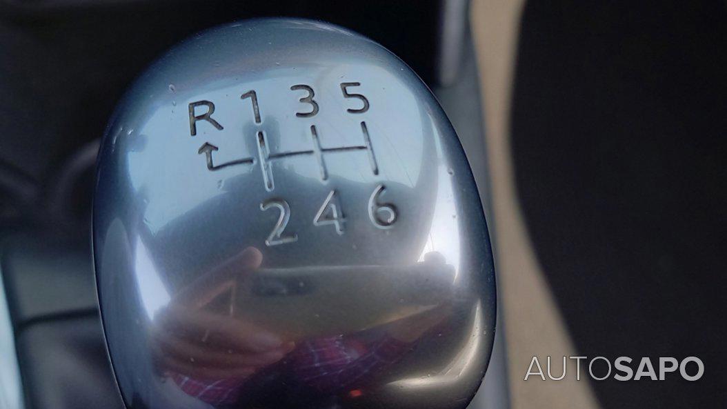 Peugeot 208 1.6 GTi THP de 2015