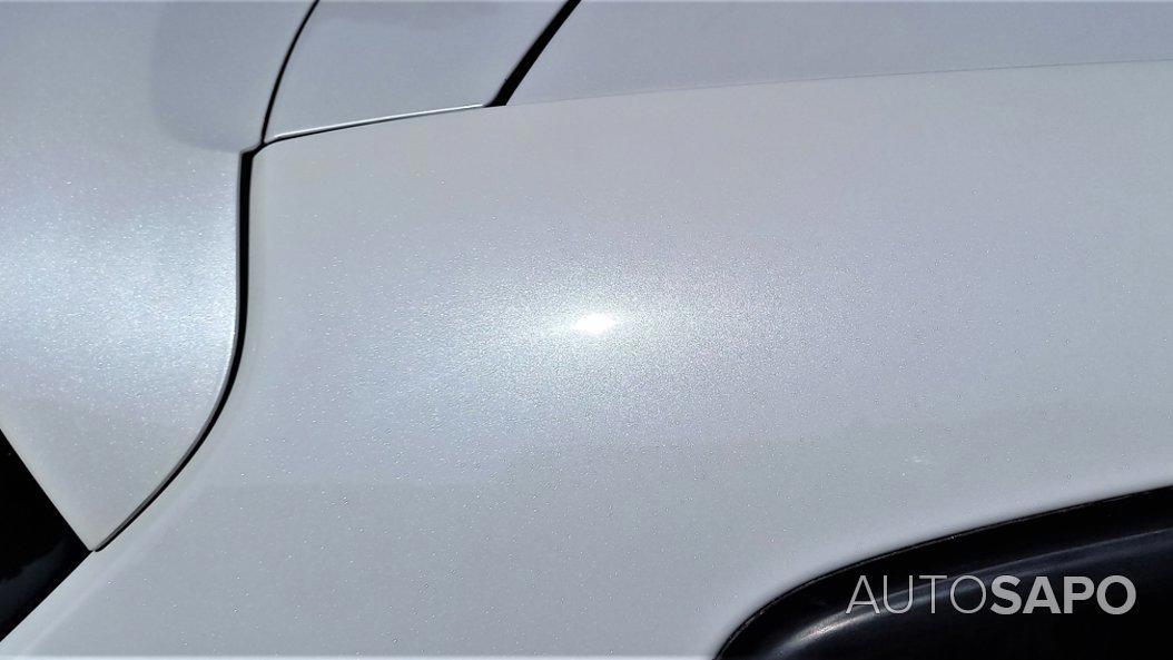 Peugeot 208 1.6 GTi THP de 2015