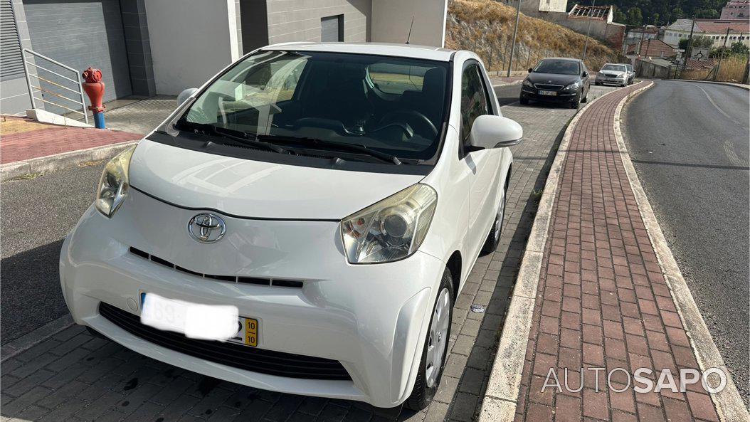 Toyota iQ 1.0 VVT-i Essential+AC de 2010