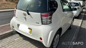 Toyota iQ 1.0 VVT-i Essential+AC de 2010
