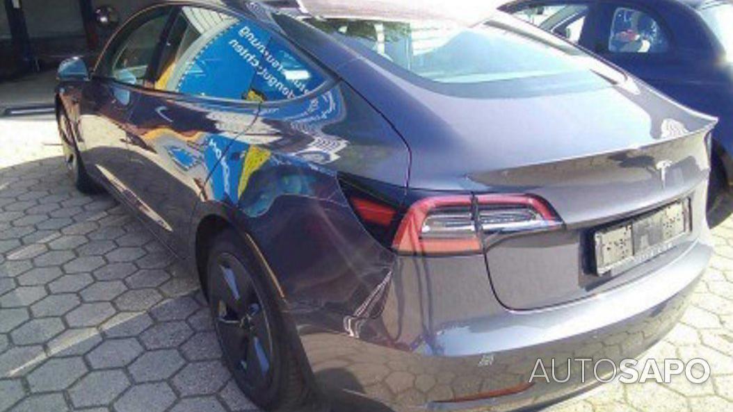 Tesla Model 3 Standard Range Plus RWD de 2021