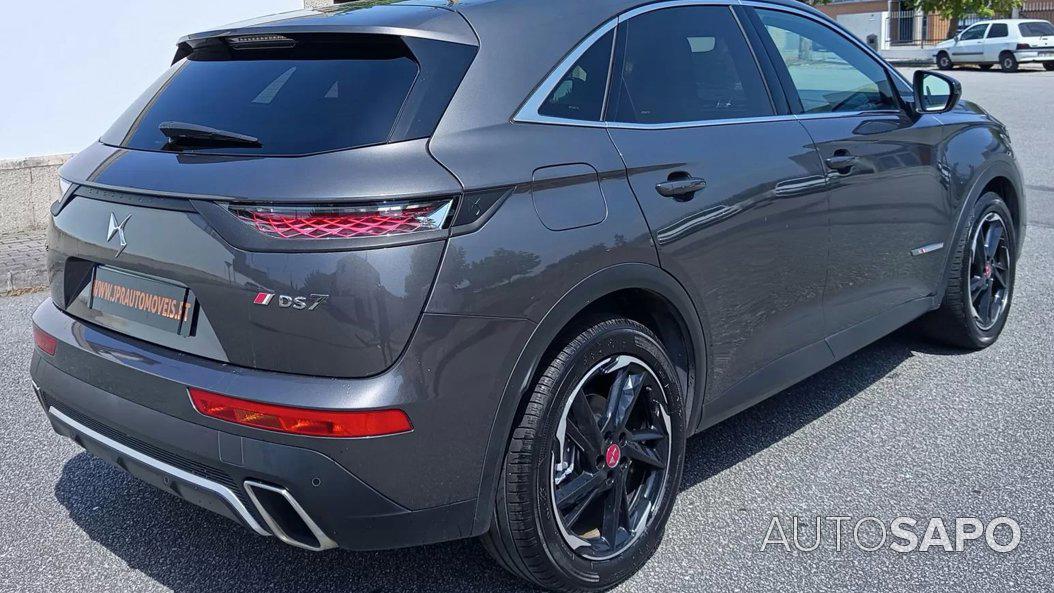DS DS7 Crossback 1.6 THP Performance Line EAT8 de 2022