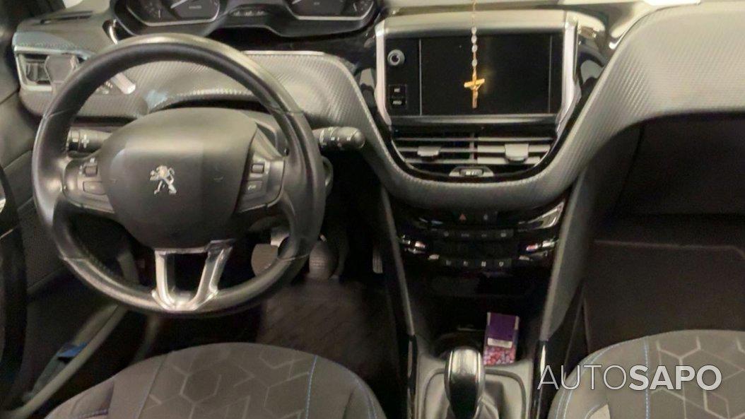 Peugeot 2008 1.2 PureTech Style de 2019