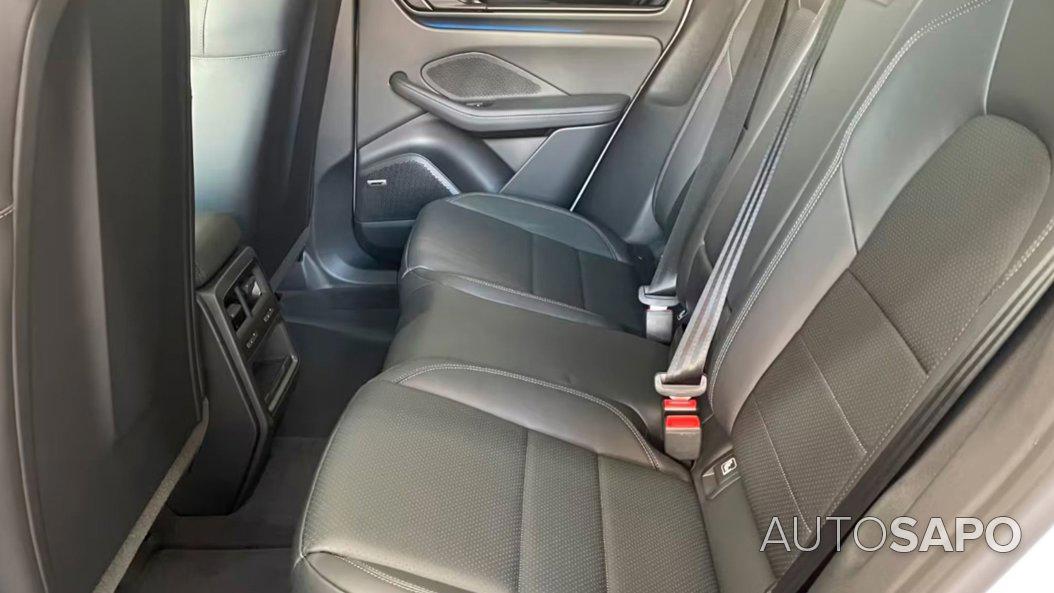 Porsche Macan de 2025