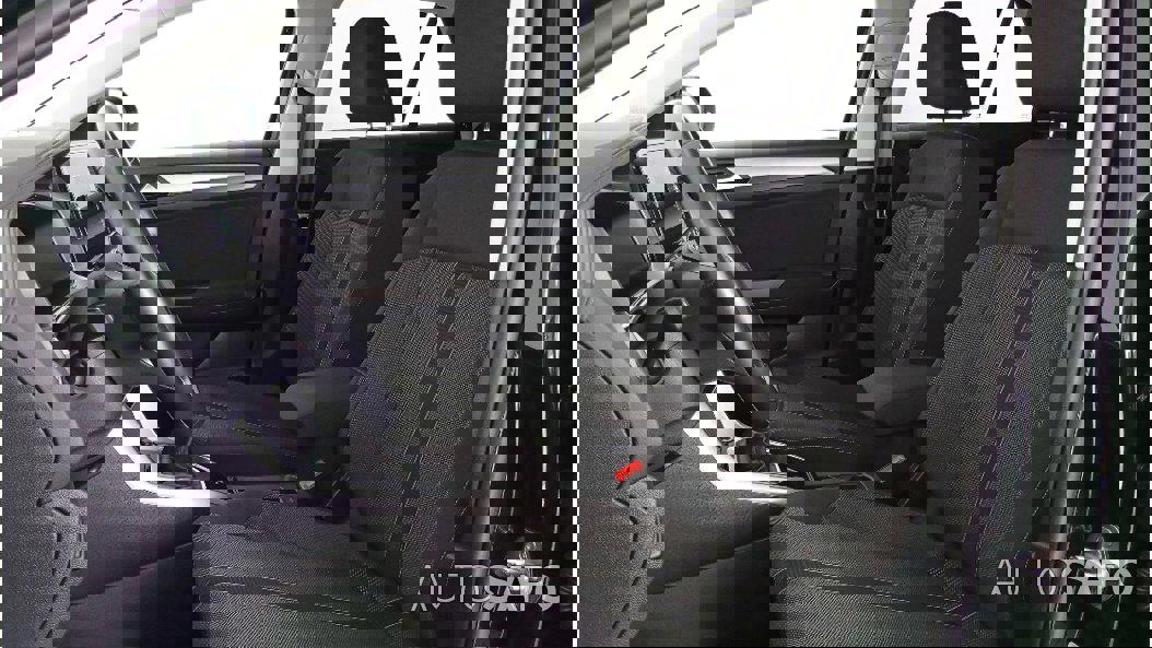 Volkswagen T-Roc 1.0 TSI de 2024