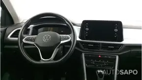 Volkswagen T-Roc 1.0 TSI de 2024
