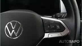 Volkswagen T-Roc 1.0 TSI de 2024