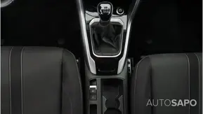 Volkswagen T-Roc 1.0 TSI de 2024