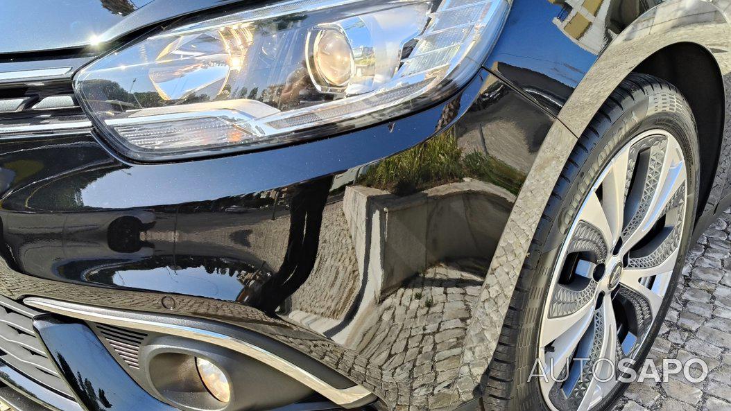Renault Grand Scénic 1.5 dCi Intens Hybrid Assist SS de 2018