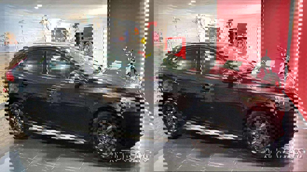 Volvo V40 Cross Country 1.6 D2 Kinetic de 2014