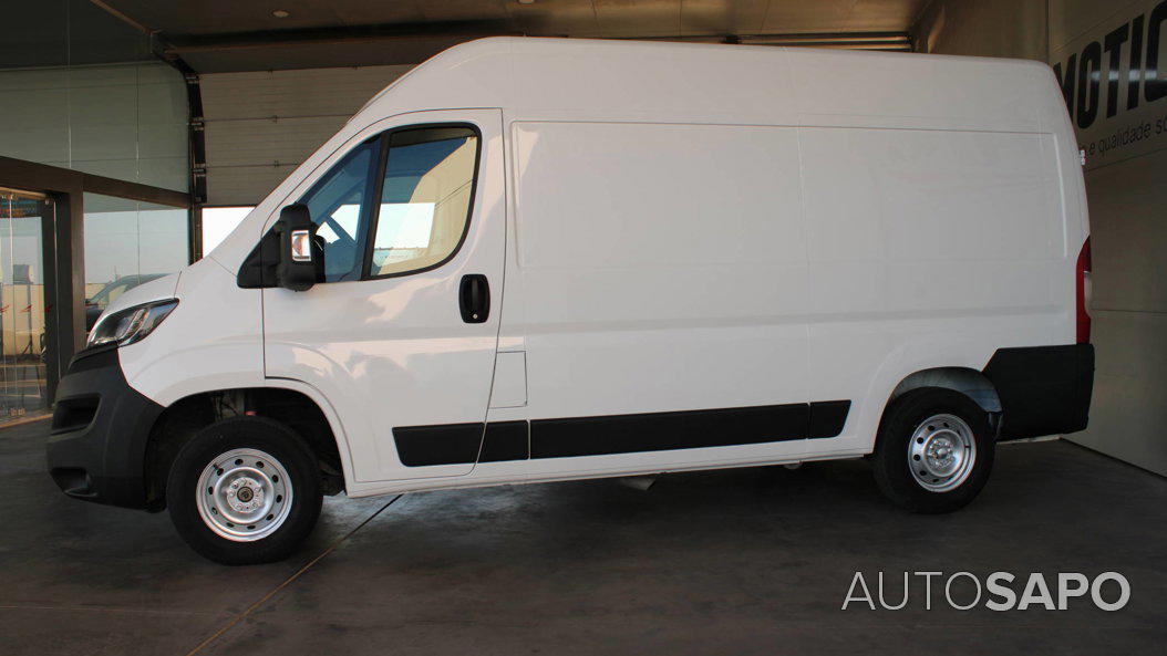 Peugeot Boxer 2.2 BlueHDi 333 L2H2 Premium de 2020