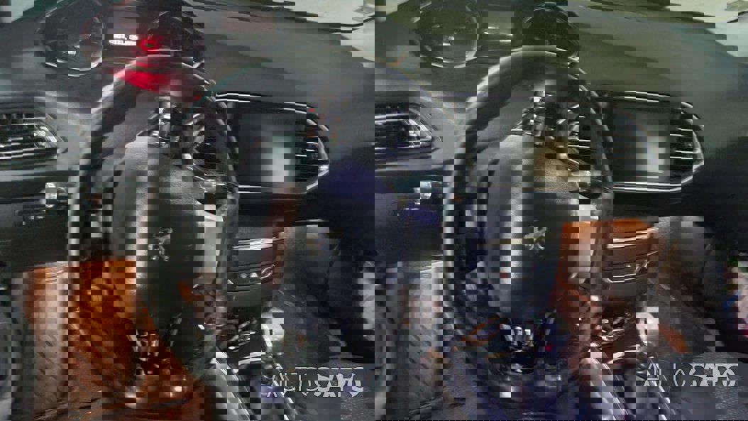 Peugeot 308 1.6 BlueHDi Allure de 2015