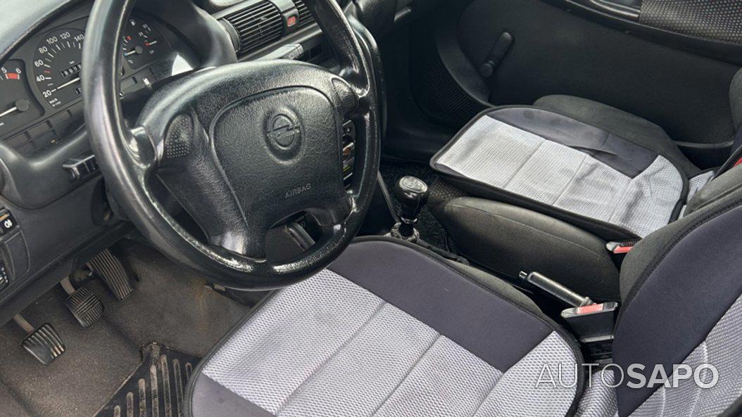 Opel Astra F Astra 1.4i 16V de 1999
