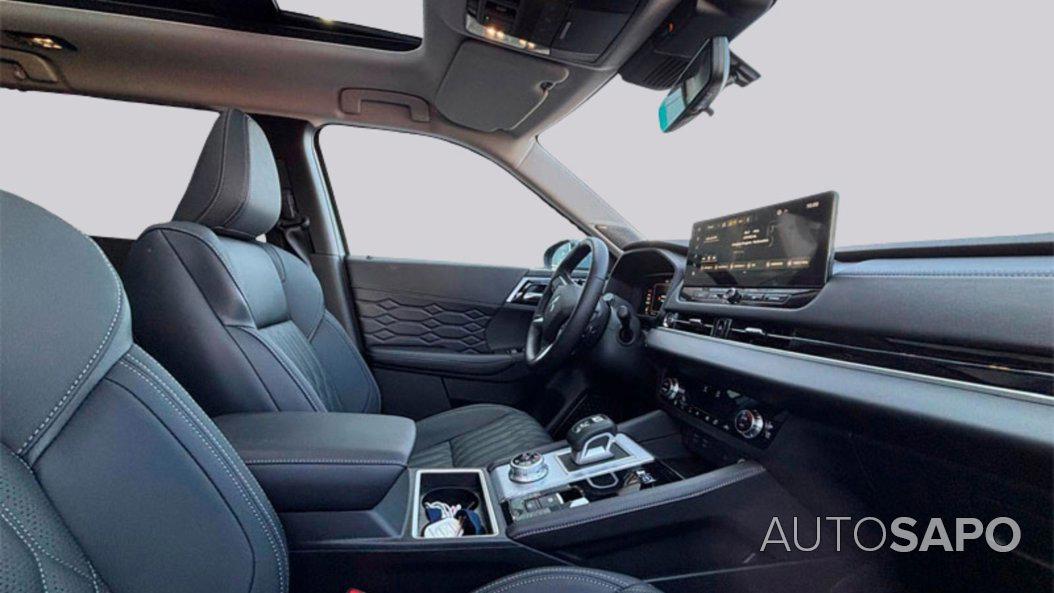 Mitsubishi Outlander de 2025