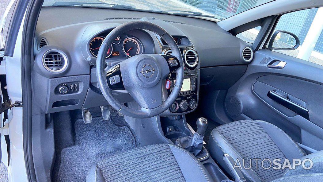 Opel Corsa 1.2 Go! FlexFuel de 2014