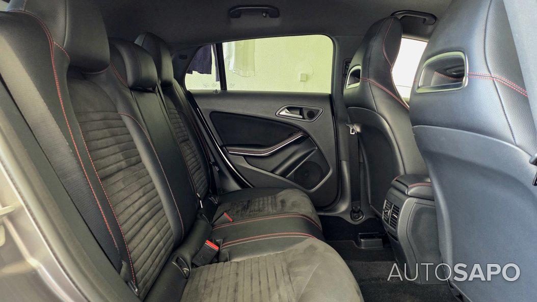 Mercedes-Benz Classe CLA 220 d AMG Line Aut. de 2015