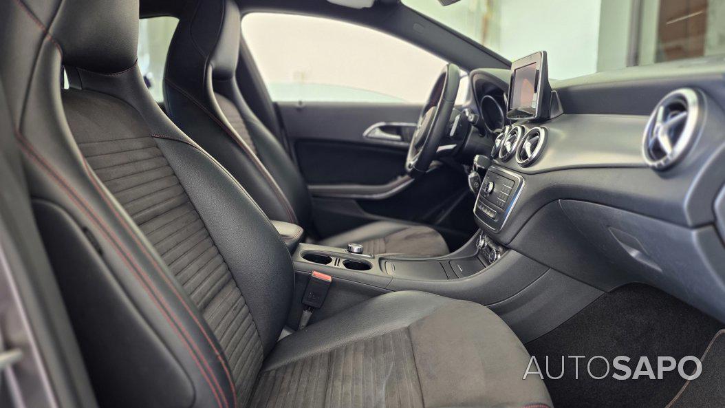 Mercedes-Benz Classe CLA 220 d AMG Line Aut. de 2015