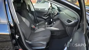 Peugeot 2008 1.6 BlueHDi Style de 2017