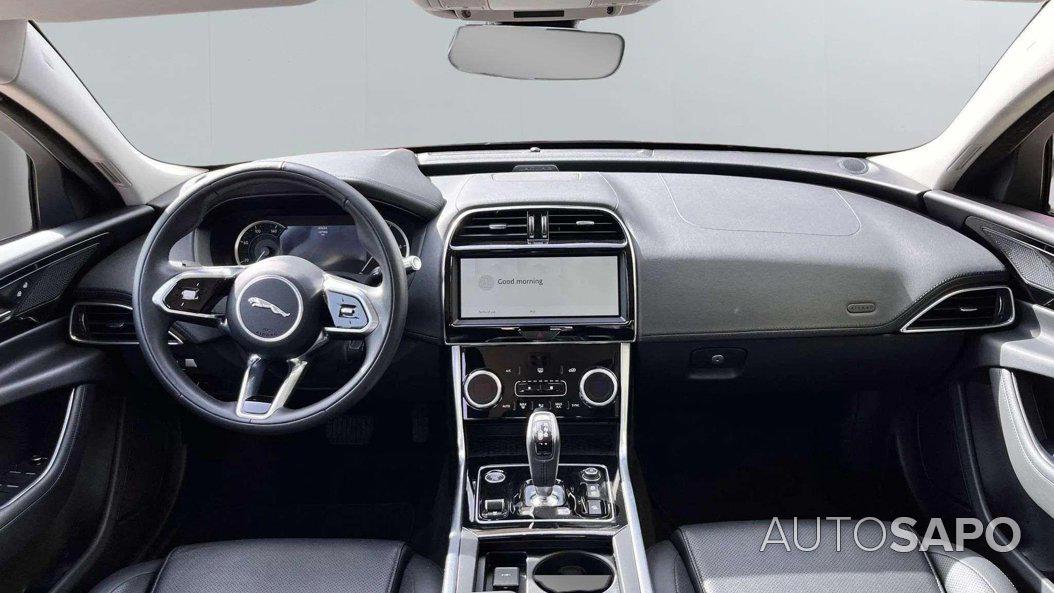 Jaguar XE de 2021