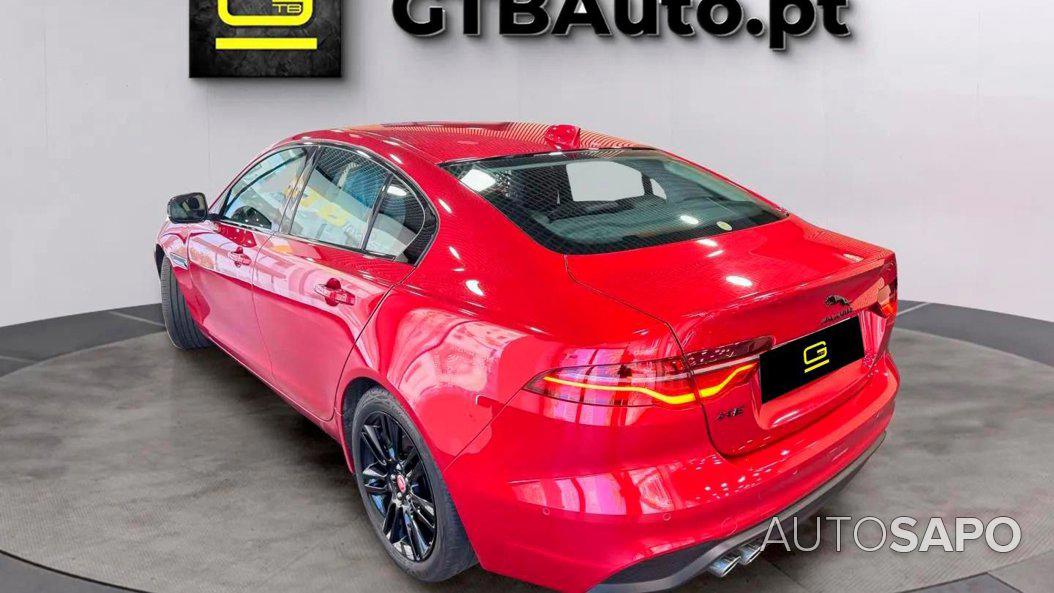 Jaguar XE de 2021