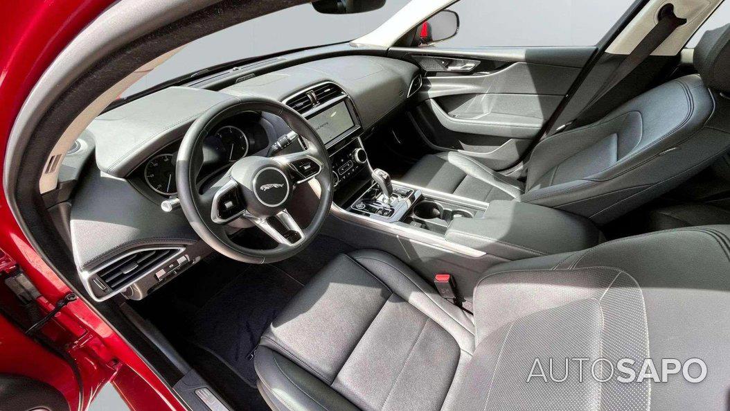 Jaguar XE de 2021