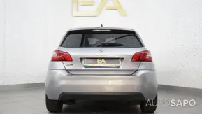 Peugeot 308 de 2015