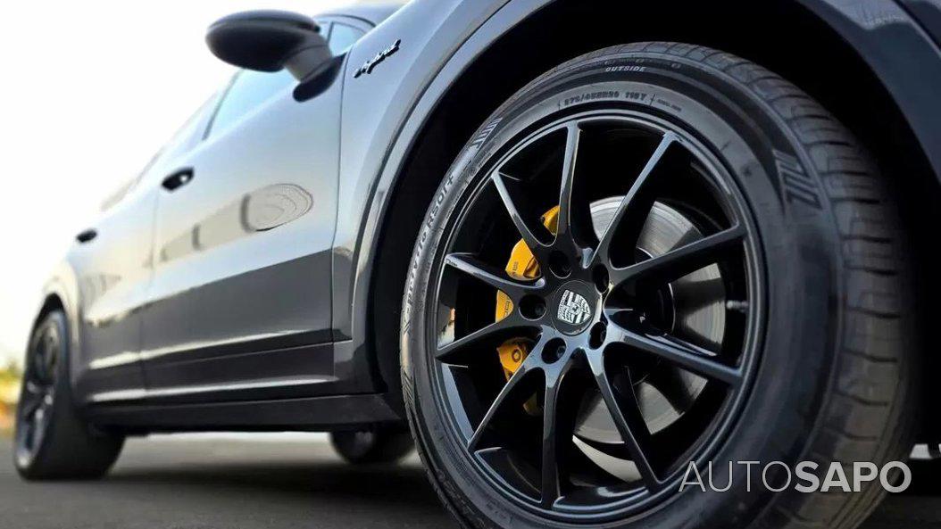 Porsche Cayenne E-Hybrid de 2021