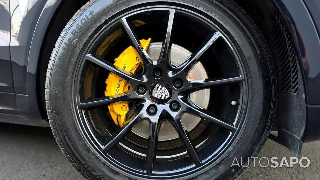 Porsche Cayenne E-Hybrid de 2021