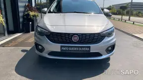 Fiat Tipo 1.3 M-Jet Lounge J17 de 2021