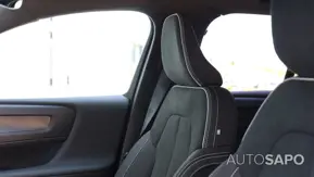 Volvo EX40 de 2025