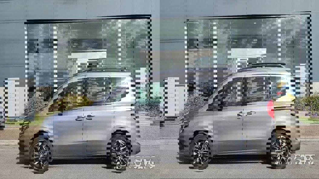 Mercedes-Benz EQT de 2024