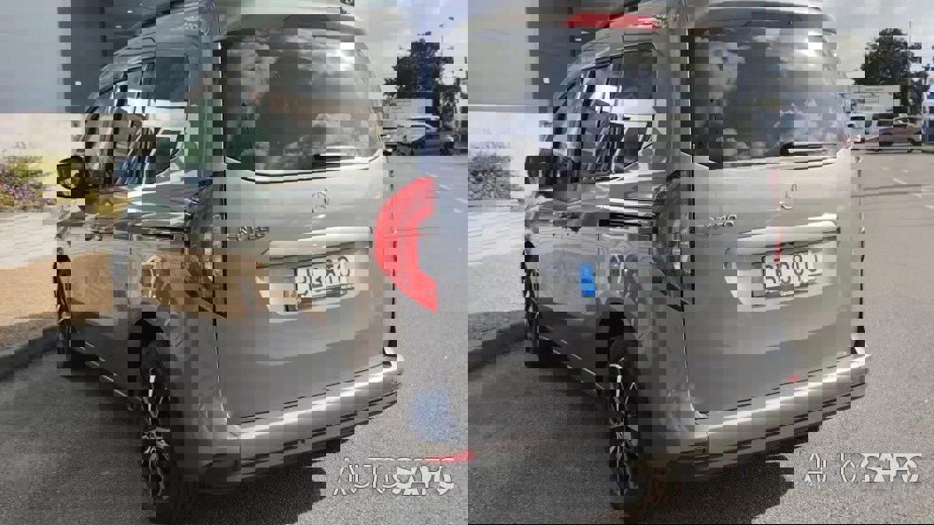 Mercedes-Benz EQT de 2024