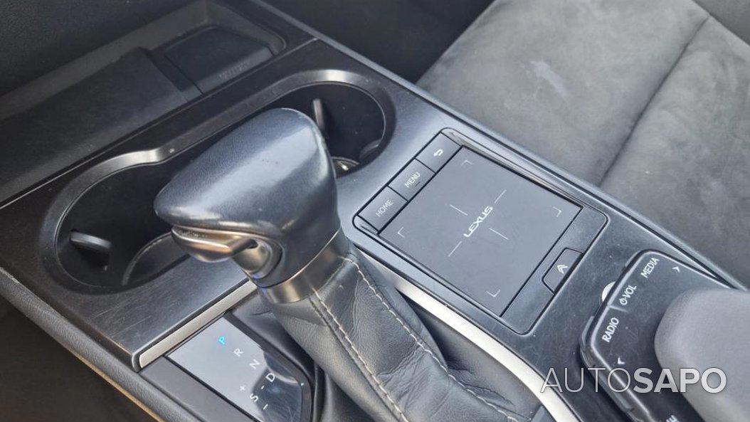 Lexus UX 250h Executive+ de 2022