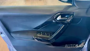 Peugeot 2008 1.2 PureTech Signature de 2019