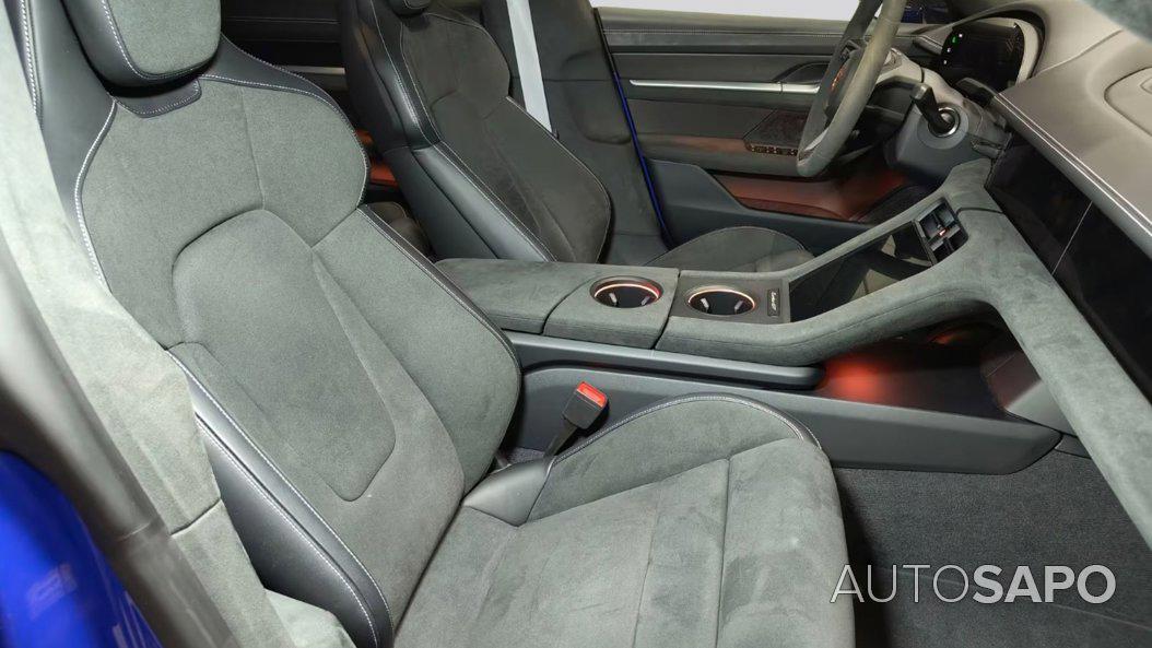 Porsche Taycan de 2024