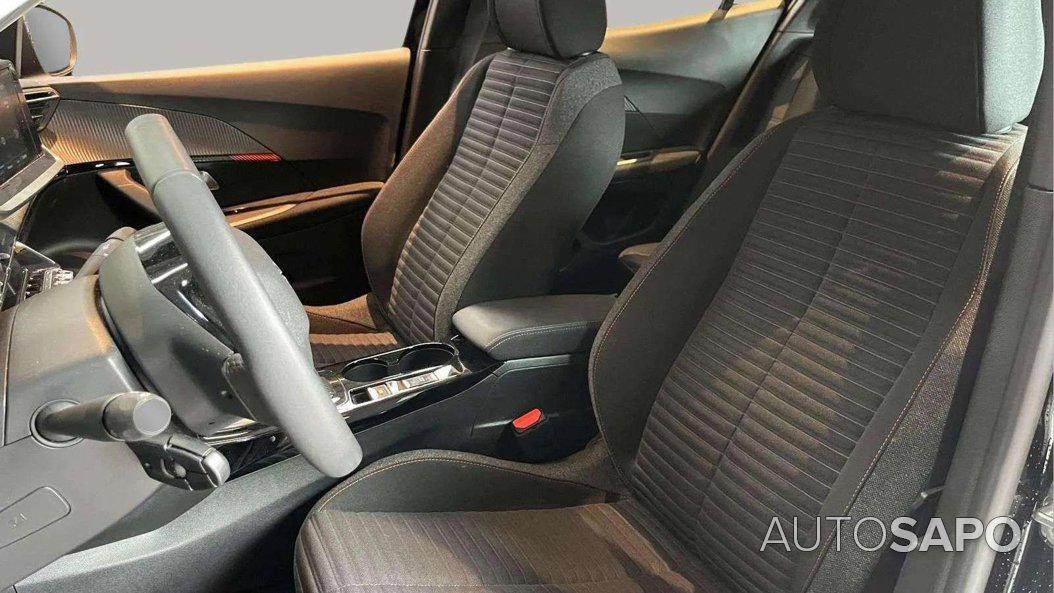 Peugeot e-2008 de 2022