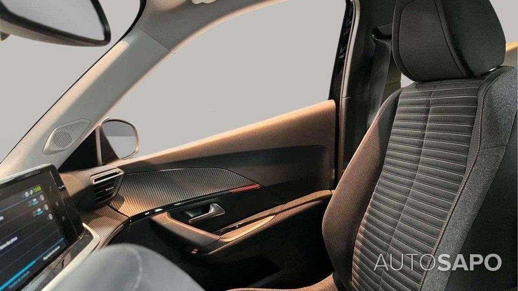 Peugeot e-2008 de 2022