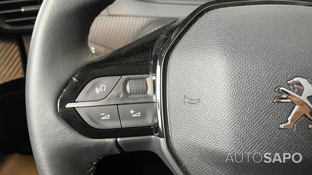 Peugeot e-2008 de 2022