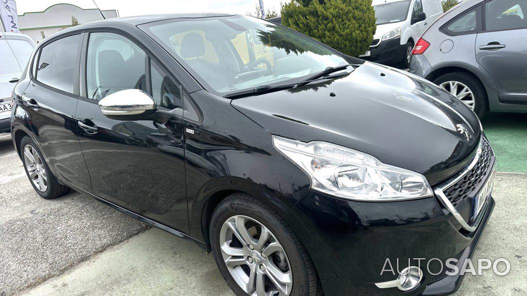 Peugeot 208 de 2015