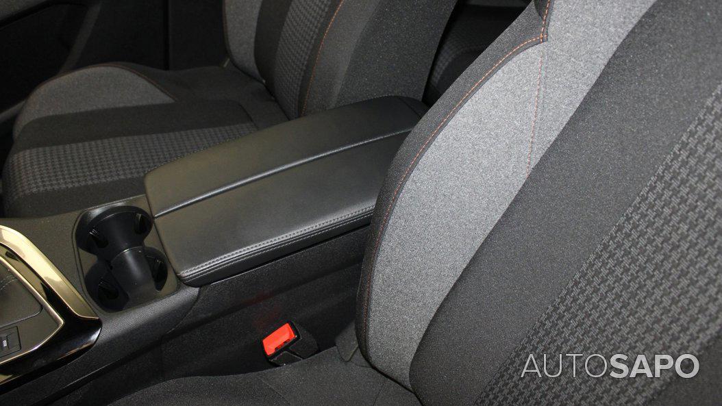 Peugeot 3008 1.5 BlueHDi Active de 2021