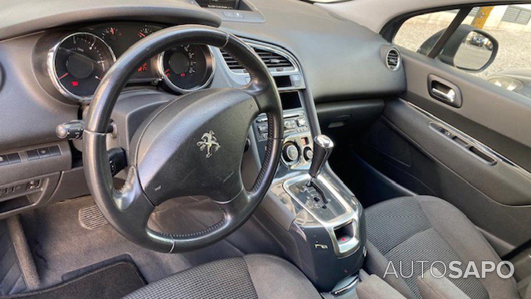 Peugeot 5008 1.6 BlueHDi Style EAT6 de 2016