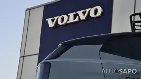 Volvo EX30 de 2025