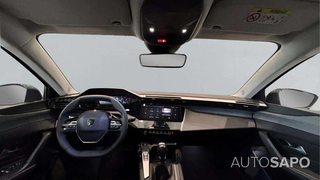 Peugeot 308 1.2 PureTech Allure de 2025