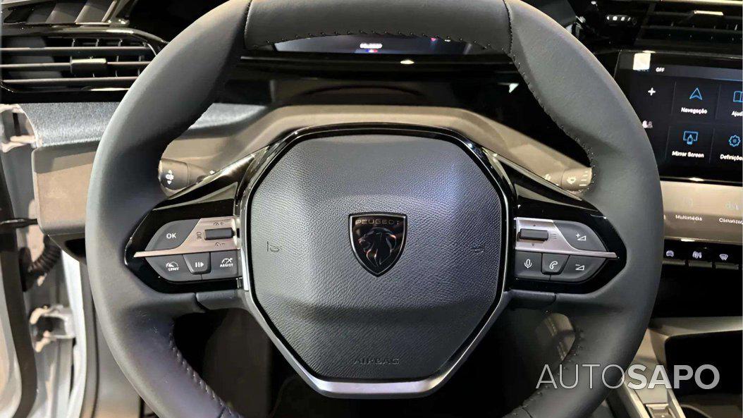 Peugeot 308 1.2 PureTech Allure de 2025