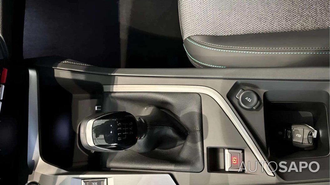 Peugeot 308 1.2 PureTech Allure de 2025