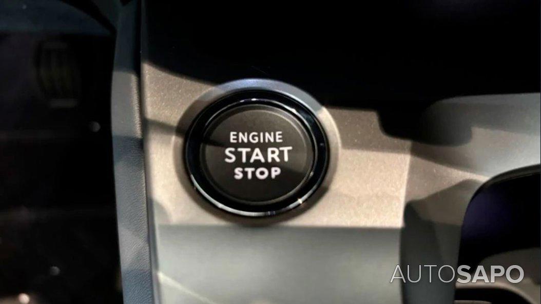 Peugeot 308 1.2 PureTech Allure de 2025