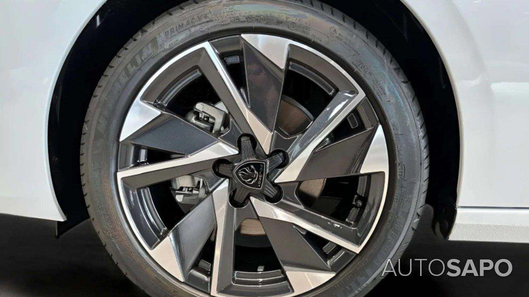 Peugeot 308 1.2 PureTech Allure de 2025